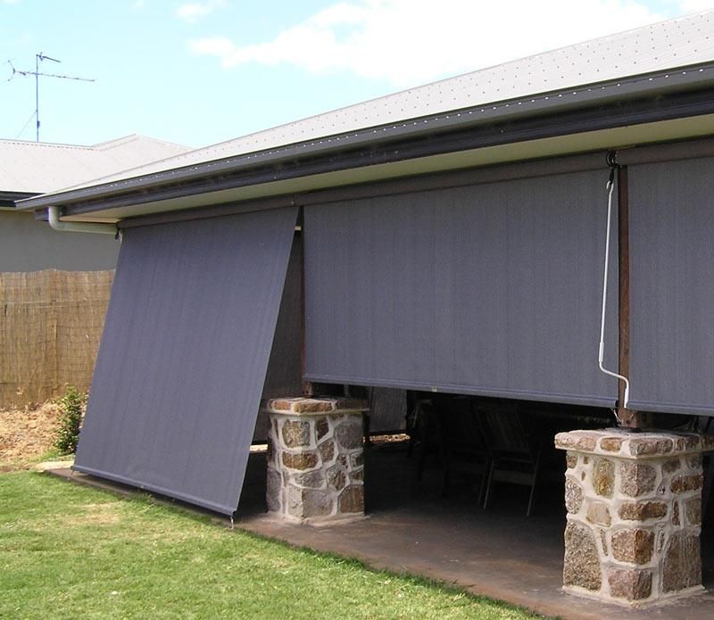 About the Advantages and Benefits of Outdoor Blinds